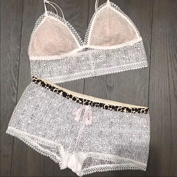 Victorias Secret crochet padded bralette matching Boyshorts Shortie panty set S - Picture 3 of 5